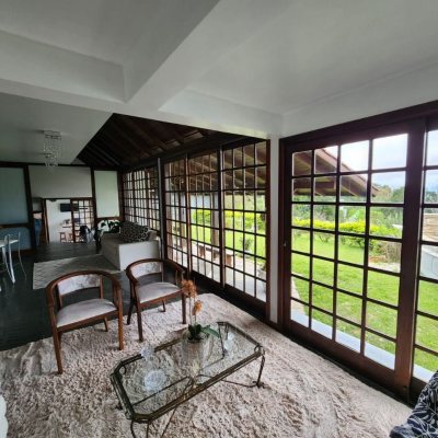 Casa em Condomínio com 302m², 4 quartos, 1 suíte, 4 garagens, no bairro Bosque Das Mansões em São José