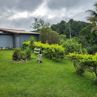 Casa em Condomínio com 302m², 4 quartos, 1 suíte, 4 garagens, no bairro Bosque Das Mansões em São José