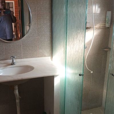 Casa Residencial com 327m², 5 quartos, 3 garagens, no bairro Ingleses do Rio Vermelho em Florianópolis