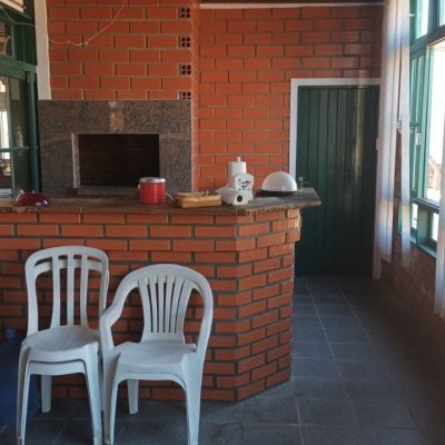 Casa Residencial com 327m², 5 quartos, 3 garagens, no bairro Ingleses do Rio Vermelho em Florianópolis