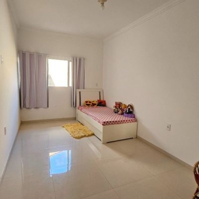 Casa Residencial com 470m², 5 quartos, 1 suíte, 3 garagens, no bairro São João Do Rio Vermelho em Florianópolis