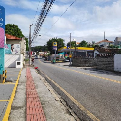 Terreno Comercial/Residencial com 487m², no bairro Centro em São José