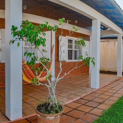 Casa Residencial com 127m², 3 quartos, 3 garagens, no bairro Canasvieiras em Florianópolis