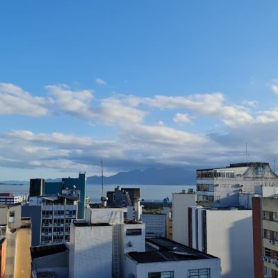 Cobertura com 173m², 2 quartos, 1 suíte, 1 garagem, no bairro Centro em Florianópolis