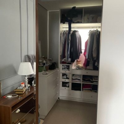 Casa Residencial com 350m², 4 quartos, 1 suíte, 2 garagens, no bairro Coqueiros em Florianópolis