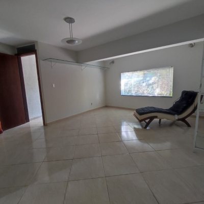 Casa em Condomínio com 287m², 6 quartos (sendo 4 suítes), 3 garagens, no bairro Bosque Das Mansões em São José