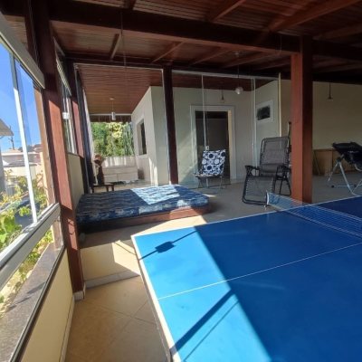 Casa em Condomínio com 287m², 6 quartos (sendo 4 suítes), 3 garagens, no bairro Bosque Das Mansões em São José