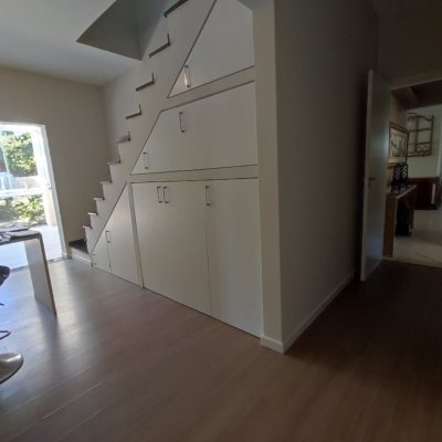 Casa em Condomínio com 287m², 6 quartos (sendo 4 suítes), 3 garagens, no bairro Bosque Das Mansões em São José