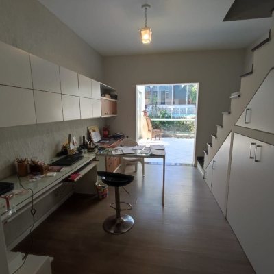 Casa em Condomínio com 287m², 6 quartos (sendo 4 suítes), 3 garagens, no bairro Bosque Das Mansões em São José