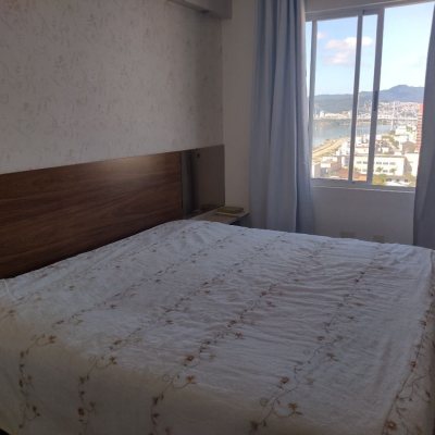 Cobertura com 348m², 4 quartos, 2 suítes, 4 garagens, no bairro Estreito em Florianópolis