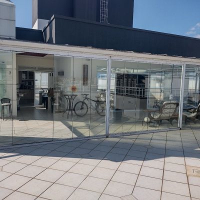 Cobertura com 348m², 4 quartos, 2 suítes, 4 garagens, no bairro Estreito em Florianópolis