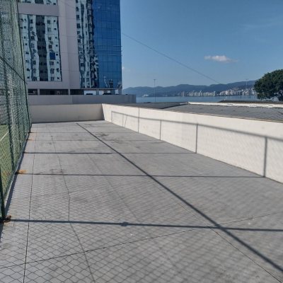 Cobertura com 348m², 4 quartos, 2 suítes, 4 garagens, no bairro Estreito em Florianópolis