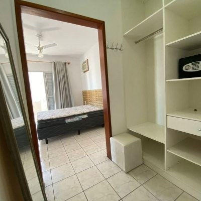 Casa Residencial/Comercial com 270m², 4 garagens, no bairro Ingleses do Rio Vermelho em Florianópolis