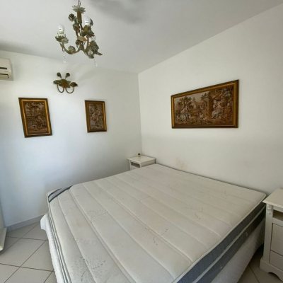 Casa Residencial/Comercial com 270m², 4 garagens, no bairro Ingleses do Rio Vermelho em Florianópolis