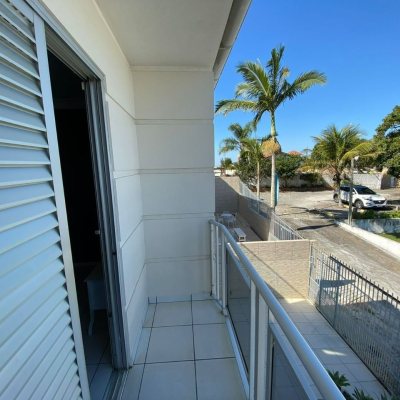 Casa Residencial/Comercial com 270m², 4 garagens, no bairro Ingleses do Rio Vermelho em Florianópolis