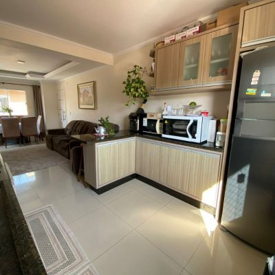 Apartamentos com 120m², 3 quartos, 1 suíte, 2 garagens, no bairro Ingleses em Florianópolis