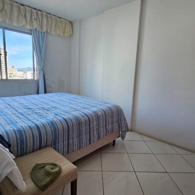 Apartamentos com 82m², 3 quartos, 1 garagem, no bairro Campinas em São José