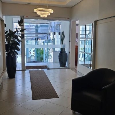 Apartamentos com 82m², 3 quartos, 1 garagem, no bairro Campinas em São José