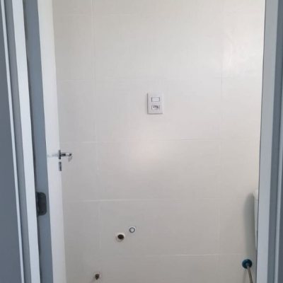 Sala com 42m², 1 garagem, no bairro Ingleses do Rio Vermelho em Florianópolis