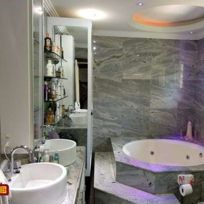 Casa em Condomínio com 400m², 3 quartos, 1 suíte, 2 garagens, no bairro Bosque Das Mansões em São José