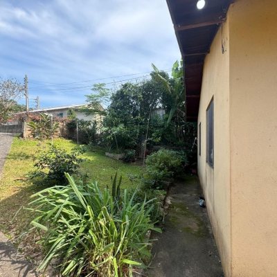 Terreno Comercial/Residencial com 1036m², no bairro Rio Tavares em Florianópolis