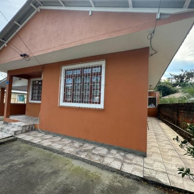 Terreno Comercial/Residencial com 1036m², no bairro Rio Tavares em Florianópolis