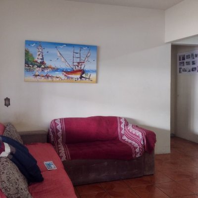 Casa Residencial com 133m², 5 quartos, 2 suítes, 3 garagens, no bairro Ingleses do Rio Vermelho em Florianópolis