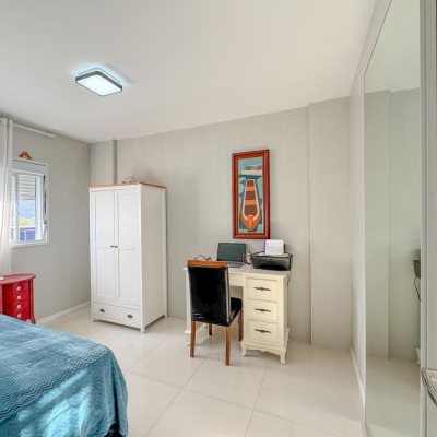 Cobertura com 156m², 4 quartos, 3 suítes, 2 garagens, no bairro Ingleses em Florianópolis