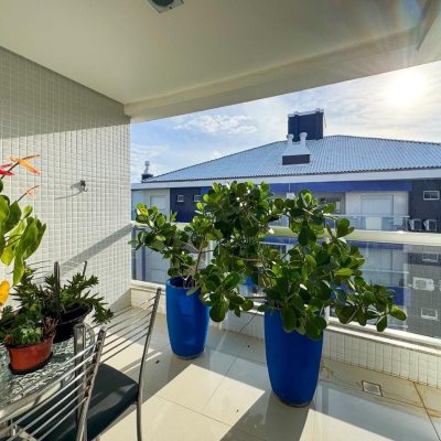 Cobertura com 156m², 4 quartos, 3 suítes, 2 garagens, no bairro Ingleses em Florianópolis