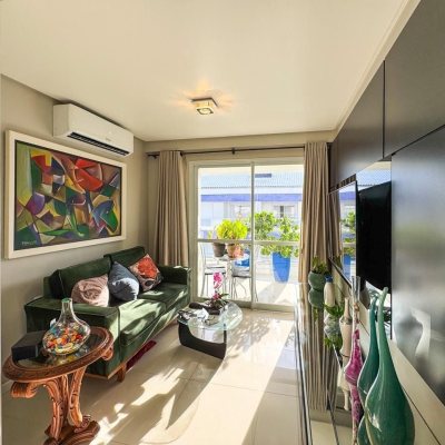 Cobertura com 156m², 4 quartos, 3 suítes, 2 garagens, no bairro Ingleses em Florianópolis