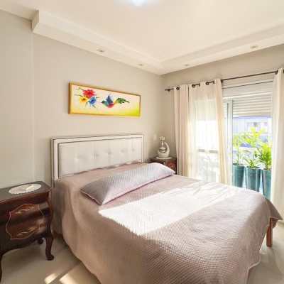 Cobertura com 156m², 4 quartos, 3 suítes, 2 garagens, no bairro Ingleses em Florianópolis