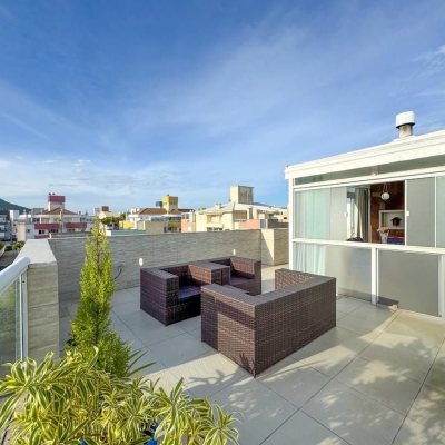Cobertura com 156m², 4 quartos, 3 suítes, 2 garagens, no bairro Ingleses em Florianópolis