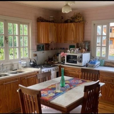 Casa Residencial com 250m², 4 quartos, 1 suíte, 2 garagens, no bairro Centro em Urubici