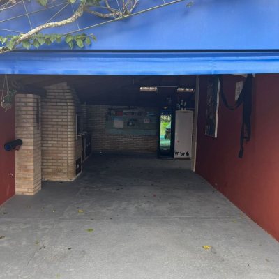 Casa Residencial com 250m², 3 quartos, 1 suíte, 2 garagens, no bairro Santo Antônio De Lisboa em Florianópolis