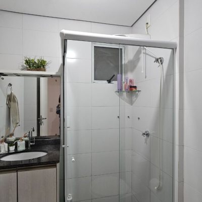 Apartamentos com 67m², 2 quartos, 1 suíte, 1 garagem, no bairro Areias em São José