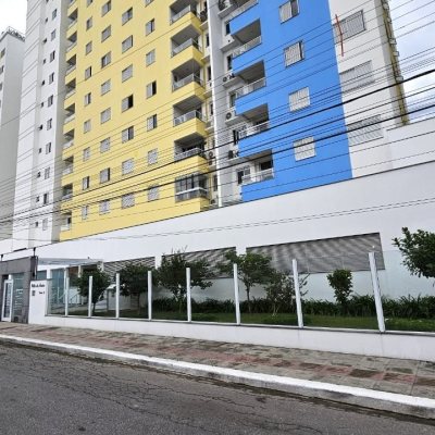 Apartamentos com 67m², 2 quartos, 1 suíte, 1 garagem, no bairro Areias em São José