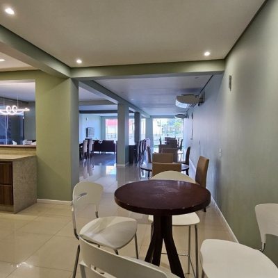 Apartamentos com 67m², 2 quartos, 1 suíte, 1 garagem, no bairro Areias em São José