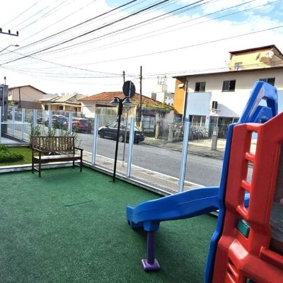 Apartamentos com 67m², 2 quartos, 1 suíte, 1 garagem, no bairro Areias em São José