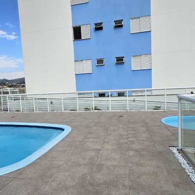 Apartamentos com 67m², 2 quartos, 1 suíte, 1 garagem, no bairro Areias em São José