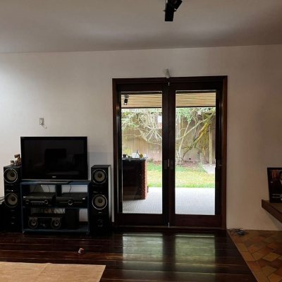 Casa Residencial com 327m², 6 quartos, 1 suíte, 3 garagens, no bairro Trindade em Florianópolis