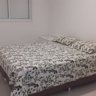 Cobertura com 252m², 4 quartos, 2 suítes, 2 garagens, no bairro Ingleses do Rio Vermelho em Florianópolis