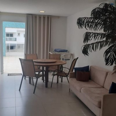 Cobertura com 252m², 4 quartos, 2 suítes, 2 garagens, no bairro Ingleses do Rio Vermelho em Florianópolis