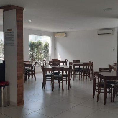 Cobertura com 252m², 4 quartos, 2 suítes, 2 garagens, no bairro Ingleses do Rio Vermelho em Florianópolis