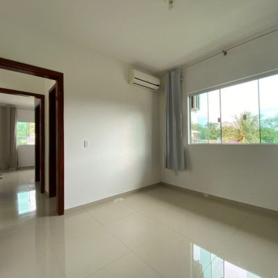 Casa Residencial com 162m², 2 quartos, 2 suítes, 6 garagens, no bairro Cachoeira Do Bom Jesus em Florianópolis