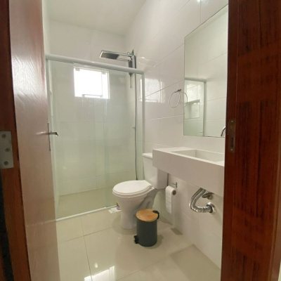 Casa Residencial com 162m², 2 quartos, 2 suítes, 6 garagens, no bairro Cachoeira Do Bom Jesus em Florianópolis