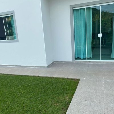Casa Residencial com 162m², 2 quartos, 2 suítes, 6 garagens, no bairro Cachoeira Do Bom Jesus em Florianópolis