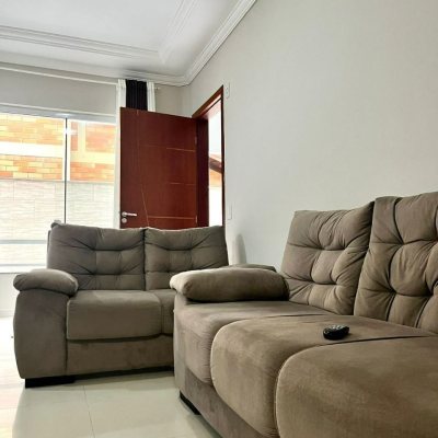 Apartamentos com 72m², 3 quartos, 1 suíte, 1 garagem, no bairro Ingleses do Rio Vermelho em Florianópolis