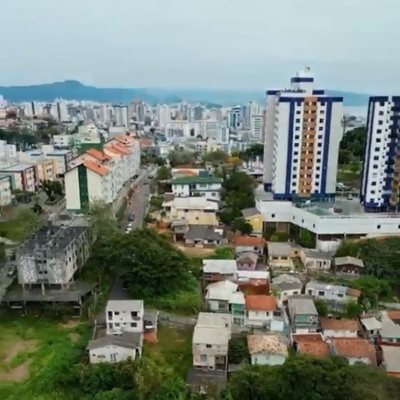 Terreno Comercial/Residencial com 426m², no bairro Estreito em Florianópolis
