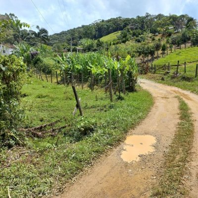 Terrenos Residenciais com 11000m², no bairro Fazenda em Águas Mornas
