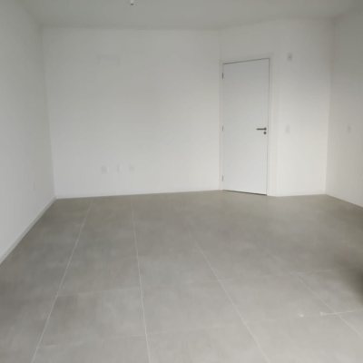 Apartamentos com 75m², 3 quartos, 1 suíte, 1 garagem, no bairro Areias em São José